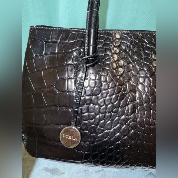 Like New! EUC - Furla Medium Croc-Embossed Leather Tote - Picture 2 of 11